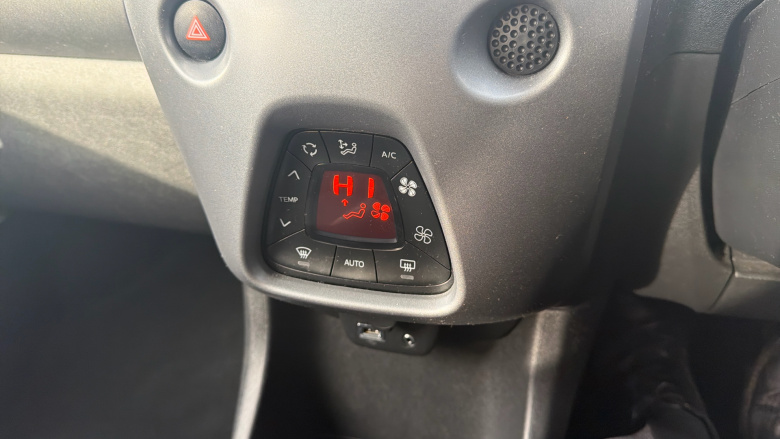 Toyota Aygo 1.0 VVT-i X-Press 5dr Petrol Hatchback